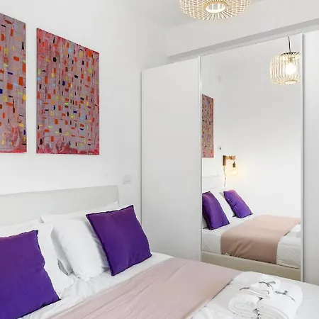 Budapest Design E Piscina