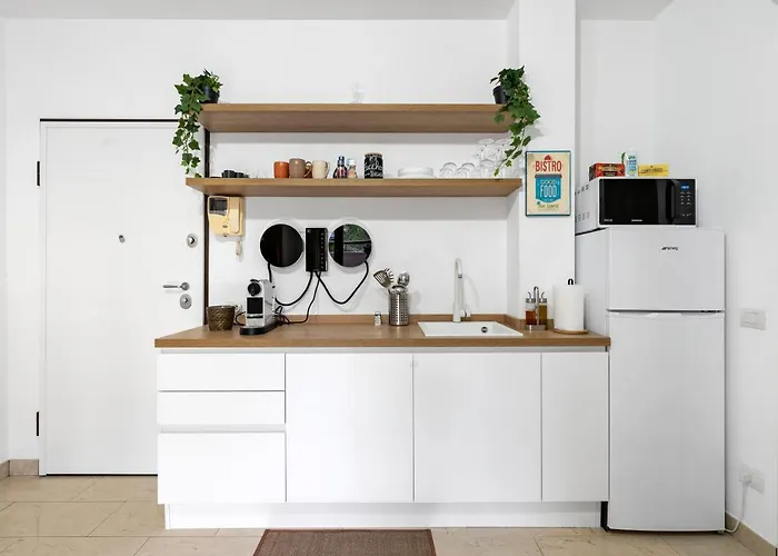 Budapest Design E Piscina *