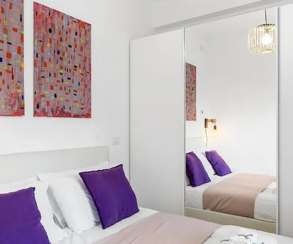 Budapest Design E Piscina